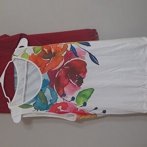 3 piece stunning ensemble that will make various outfits. Never been worn.